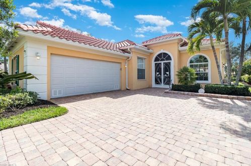 28380 Nautica Ln, Bonita Springs, FL 34135-8523
