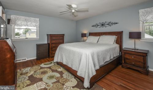 140 Windsor Ave, Southampton PA  18966-3334 exterior