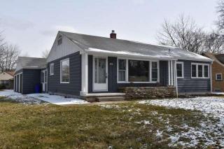 1260 Alfred St, Brookfield, WI 53005-7106