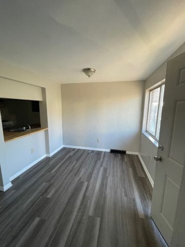 341 Dersam St, Mckeesport, PA 15133-3509