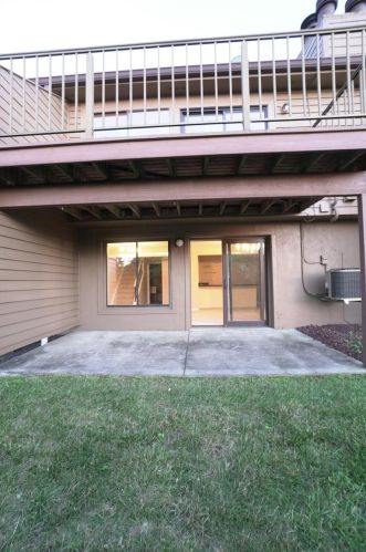 5010 Nob Hl Dr, Newport KY  41075-4096 exterior