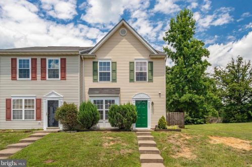 4001 Canopy Way, Fredericksburg, VA 22408-7748