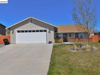 35 Gamble Ct, Susanville, CA 96130-5500