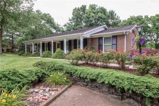 5878 Ashland Dr, Nashville, TN 37215-5204