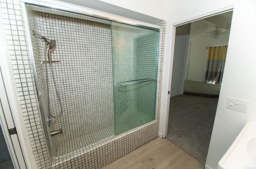 6319 Caminito Del Pastel, San Diego CA  92111-6825 exterior