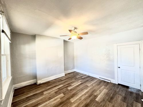 318 17th Ave, Whitaker, PA 15120-2067