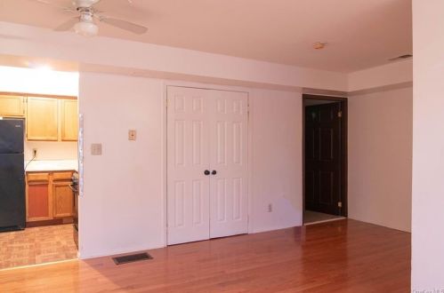 1987 Prospect Ave, Bronx, NY 10457-5160