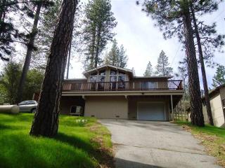 13150 Wells Fargo Dr, Groveland, CA 95321-9408