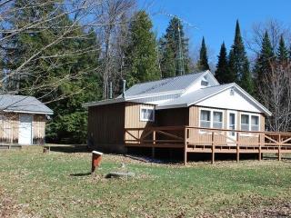 8856 Chrisbaum Ln, Cavour, WI 54511-8613