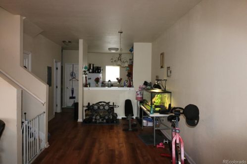 1333 Arizona Ave, Denver CO 80219-3939 exterior