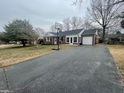 404 Northwood Rd, Wilmington, DE 19803-3538