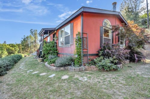 5997 Mount Murphy Rd, Garden Valley, CA 95633-9703