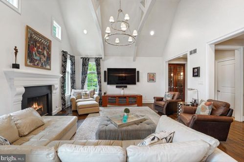 238 Valley Ridge Rd, Haverford PA  19041-2029 exterior