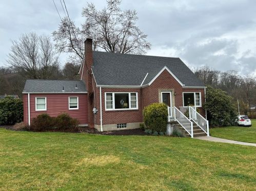 782 Wildlife Lodge Rd, New Kensington, PA 15068-2718