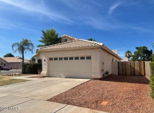 1014 Aire Libre Ave, Phoenix, AZ 85023-7915