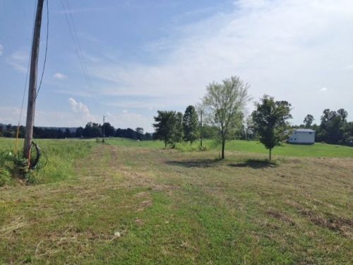 414 Cole Rd, Doyle, TN 38559-1342