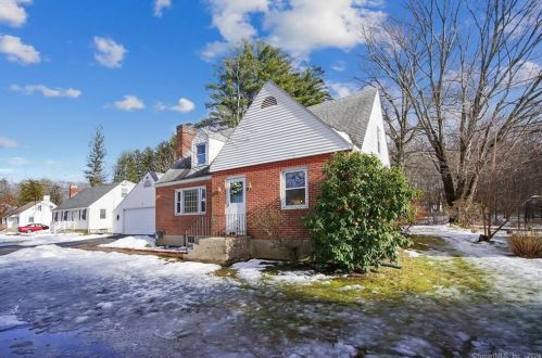 18 Maple Ave, Bloomfield, CT 06002-2335