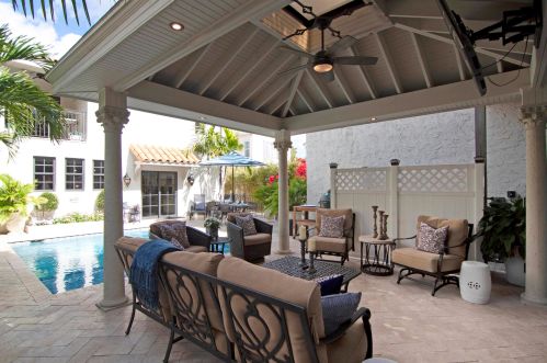 258 Granada Rd, West Palm Beach FL  33401-7921 exterior
