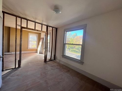 1114 York St, Denver CO 80210-2408 exterior