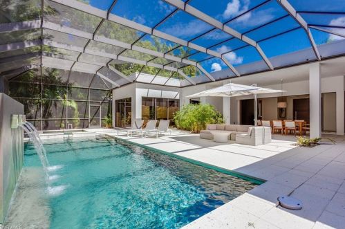 494 Spinnaker Dr, Naples, FL 34102-5047