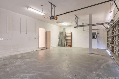 913 168 Ave, Hollywood FL 33028-2021 exterior