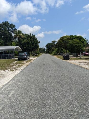 2405 44th St, Fort Pierce FL  34946-1532 exterior