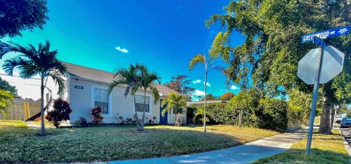 800 32nd St, West Palm Beach, FL 33407-5006