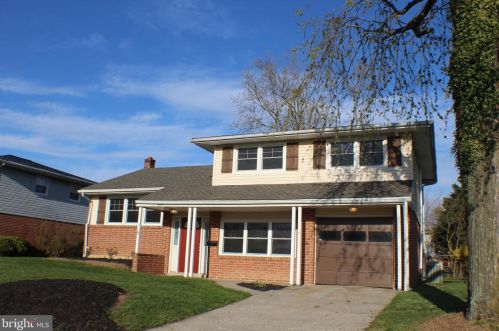 943 Janeka Ln, Dover, DE 19904-6813