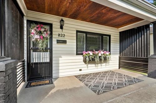 822 Shady Ave, North Charleroi PA  15022-1860 exterior