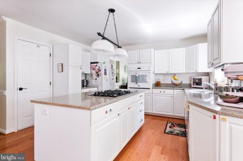 8100 Davmar Ln, Fredericksburg VA  22407-2151 exterior