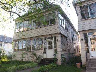 45 Summit Ave, Albany, NY 12209-1613