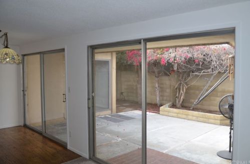 17 Merit Park Dr, Gardena CA  90247-3839 exterior