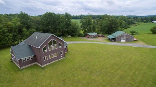 10095 Valley Rd, Dansville, NY 14437-9559