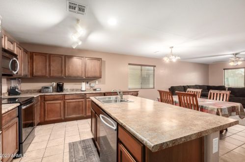 10257 Whyman Ave, Tolleson, AZ 85353-1299