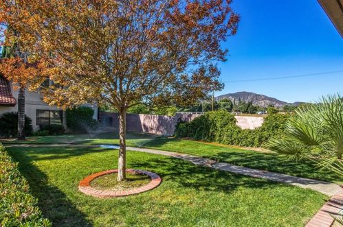 10410 Live Oak Ave, Beaumont CA  92223-4414 exterior