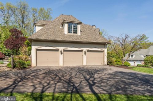 5 Gregory Ln, Newtown Square PA  19073-1518 exterior