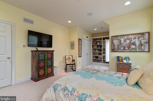 710 Daventry Way, Prospectville PA 19002-2305 exterior