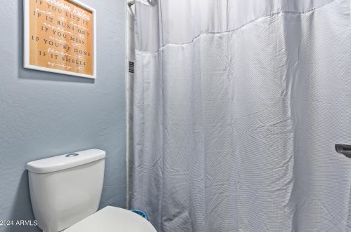 5717 Soft Wind Dr, Glendale AZ  85310-3643 exterior