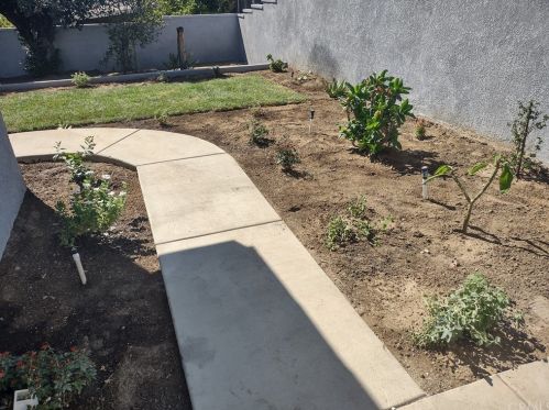 3780 La Hacienda Dr, San Bernardino CA  92404-2039 exterior