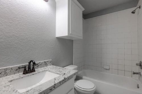 8514 Sports Haven Dr, Humble TX  77346-6000 exterior