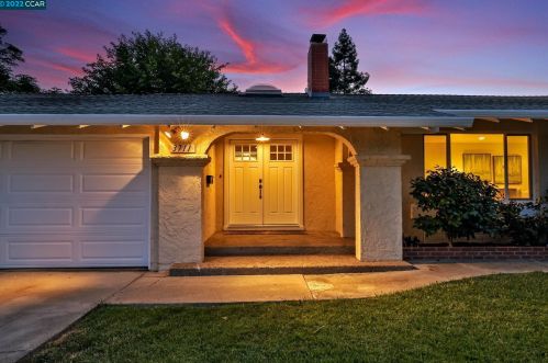 3711 Sierrawood Ct, Concord, CA 94519-1423