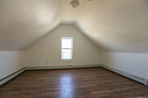 2 Wilbur Blvd, Poughkeepsie NY  12603-3406 exterior