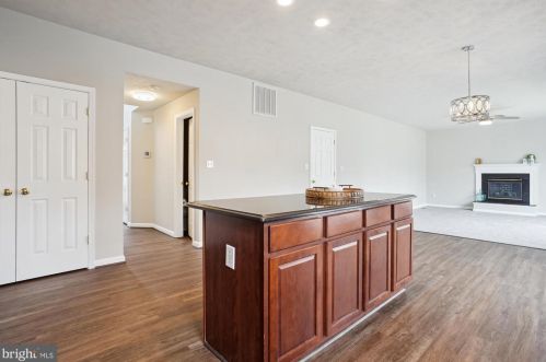 10204 Napoleon St, Fredericksburg VA  22408-8060 exterior