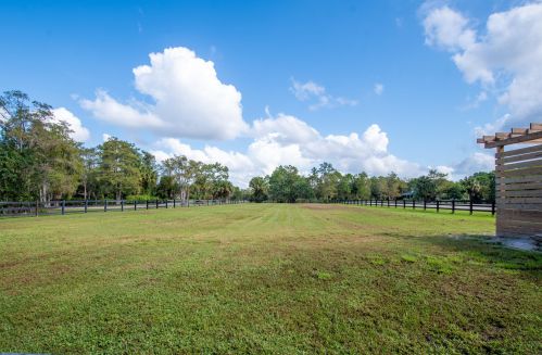 2562 Prarieview Dr, Town Of Loxahatchee Groves FL  33470-2572 exterior