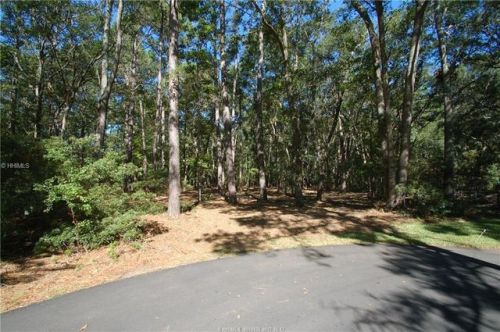 7 Canters Ct, Bluffton, SC 29910-4700