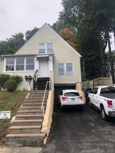 12 Division St, Danbury, CT 06810-7711