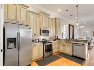1313 Leonidas St, New Orleans LA  70118-1214 exterior