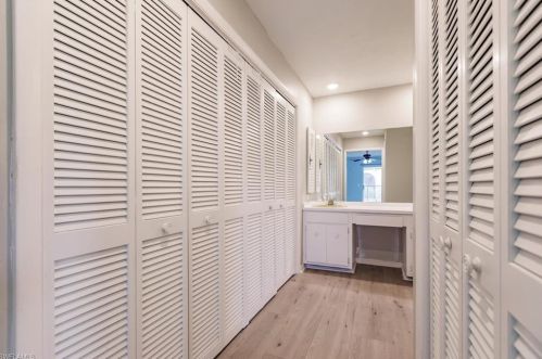 3749 6th Ave, Cape Coral FL  33904-5204 exterior