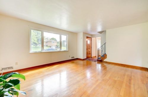 421 Orchard Spring Rd, Pittsburgh, PA 15220-1717