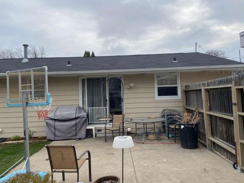 1430 Shirley St, Green Bay, WI 54304-2247